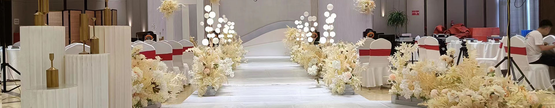 轻奢皇家气派大气富贵婚礼